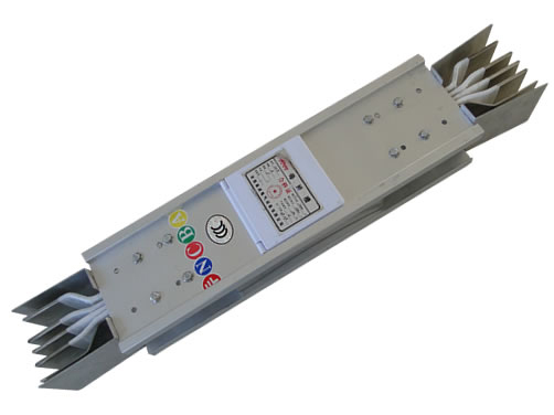 密集型带插口母线槽